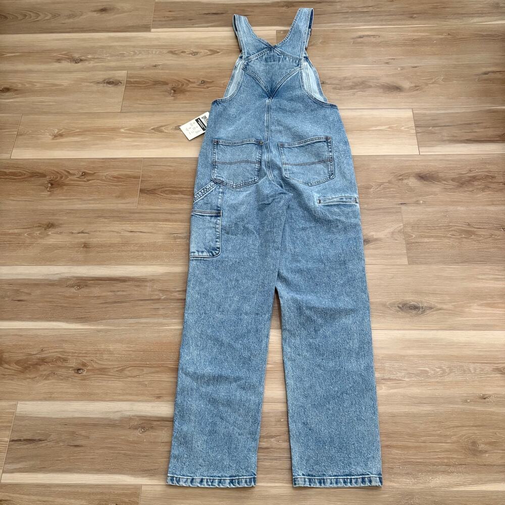 NWT Duluth Women's Heritage Denim Overall in Medium Light Wash size 2 Regular - Picture 7 of 7